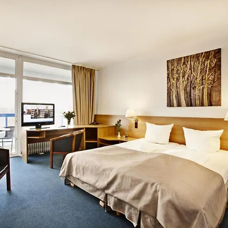 Ploener By Tulip מלון 3*