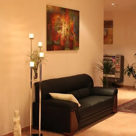 Ploener By Tulip Hotel