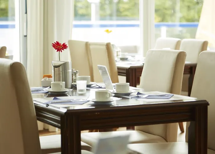 Ploener By Tulip Hotel